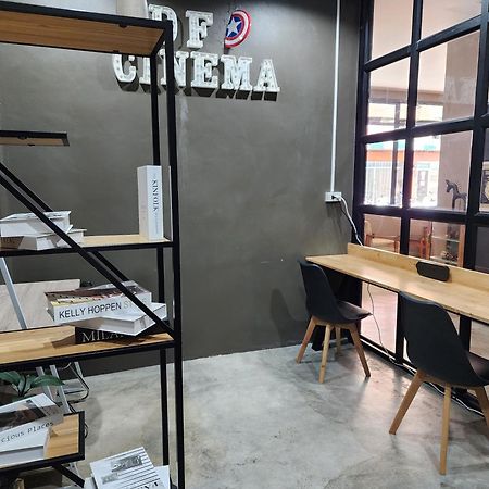 Dfeel House Hostel Patong Exterior photo